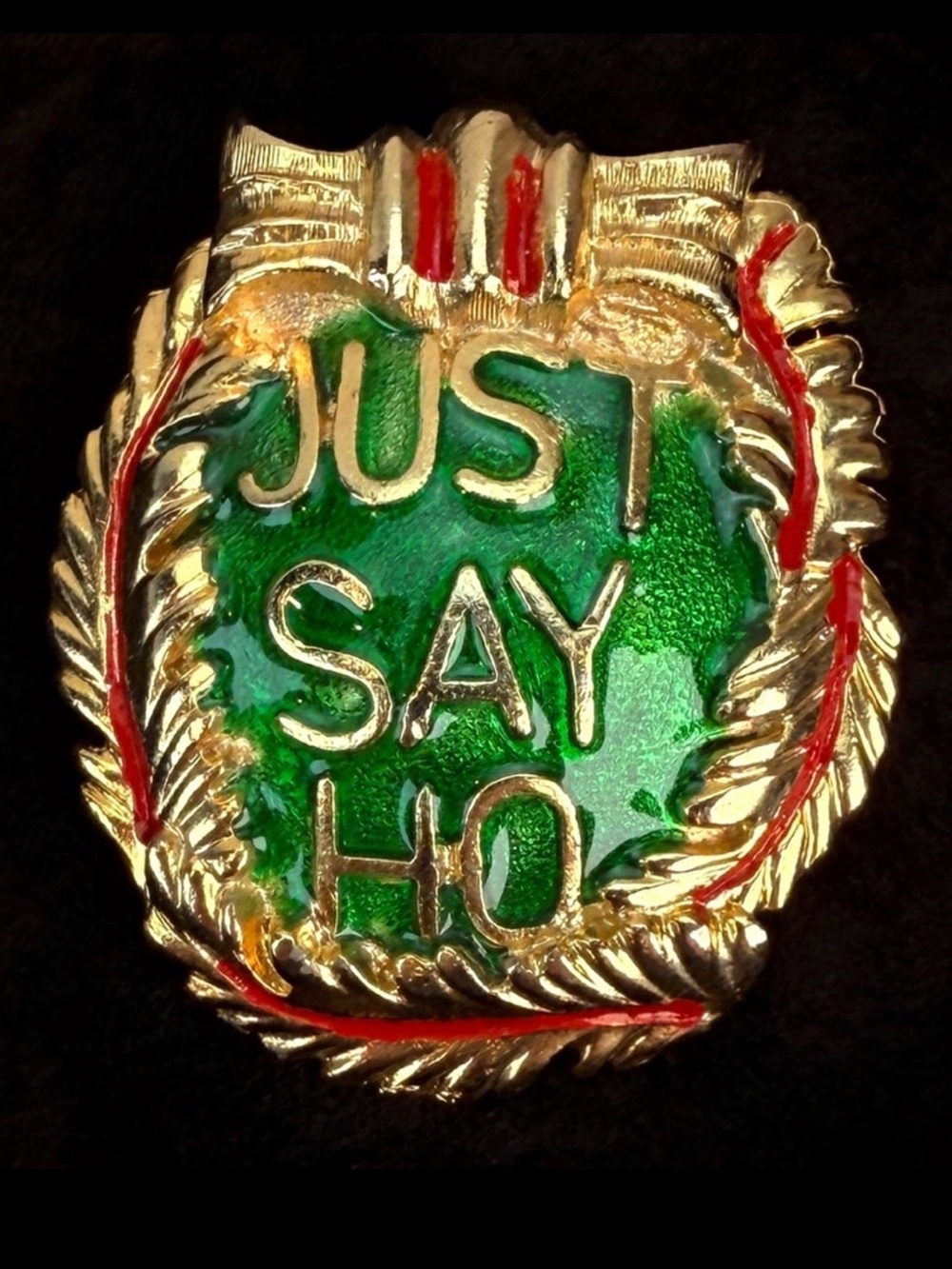 Vintage Elle Textured Goldtone Red and Green holiday “just say ho” brooch pin